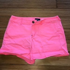 AMERICAN EAGLE hot pink shorts